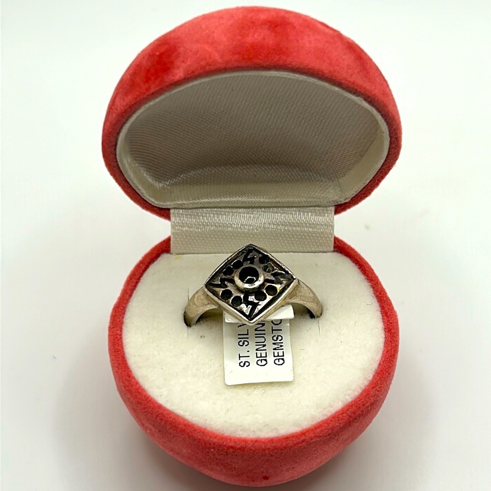New Sterling silver ring